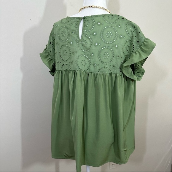 Shein sz med tunic boho style slightly oversized green with eyelet umpire waist - Picture 3 of 14
